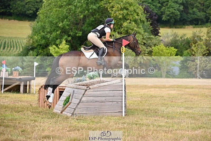 250803A-151602-15958 - O-668-Leia.Massey-SLIPALONGTREVASKIS