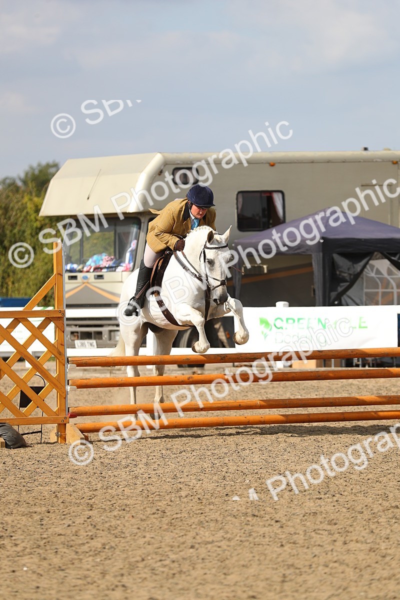 SBM_06850 - Class 49a Style & Performance 80cm (15-19)