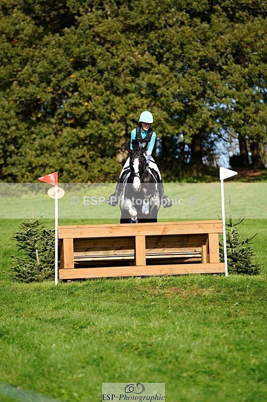 241026-115230-13148 - 387-Kelly.Knockaert-PIPER.II