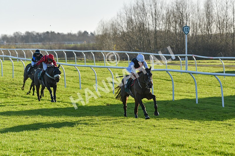 191223-Race 1-Blue Bikini-8764 - Race 1