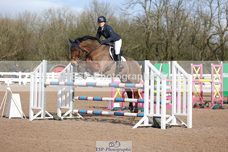 240223A-112915-00867 - Cls 4 Snr 1.05m Open