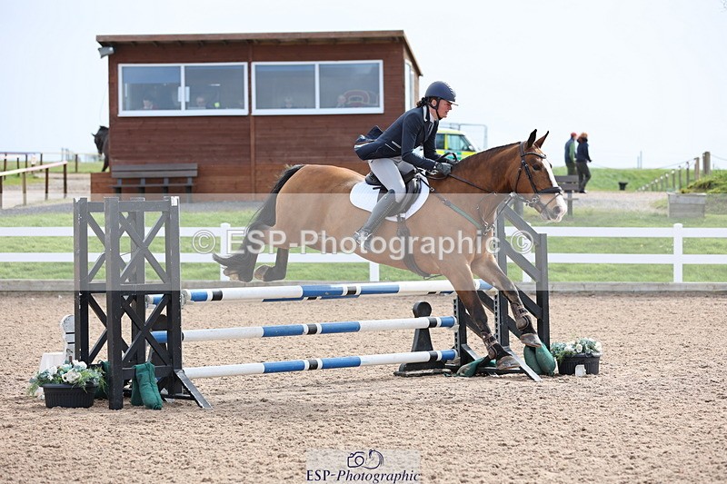 240406A-104540-02852 - Cls 20 British Novice and 90cm Open