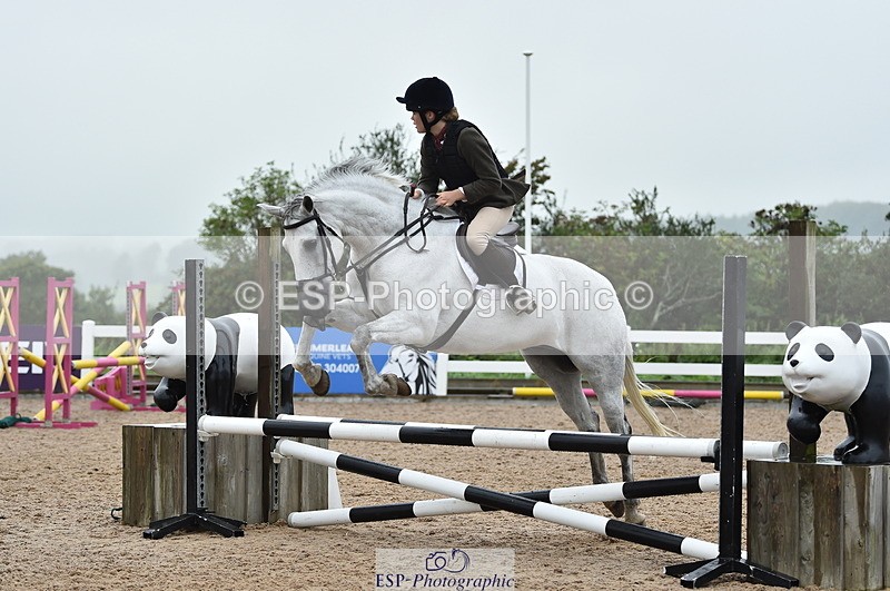 220829A-162422-00221 - 70cm Classes 3a 3b & 4