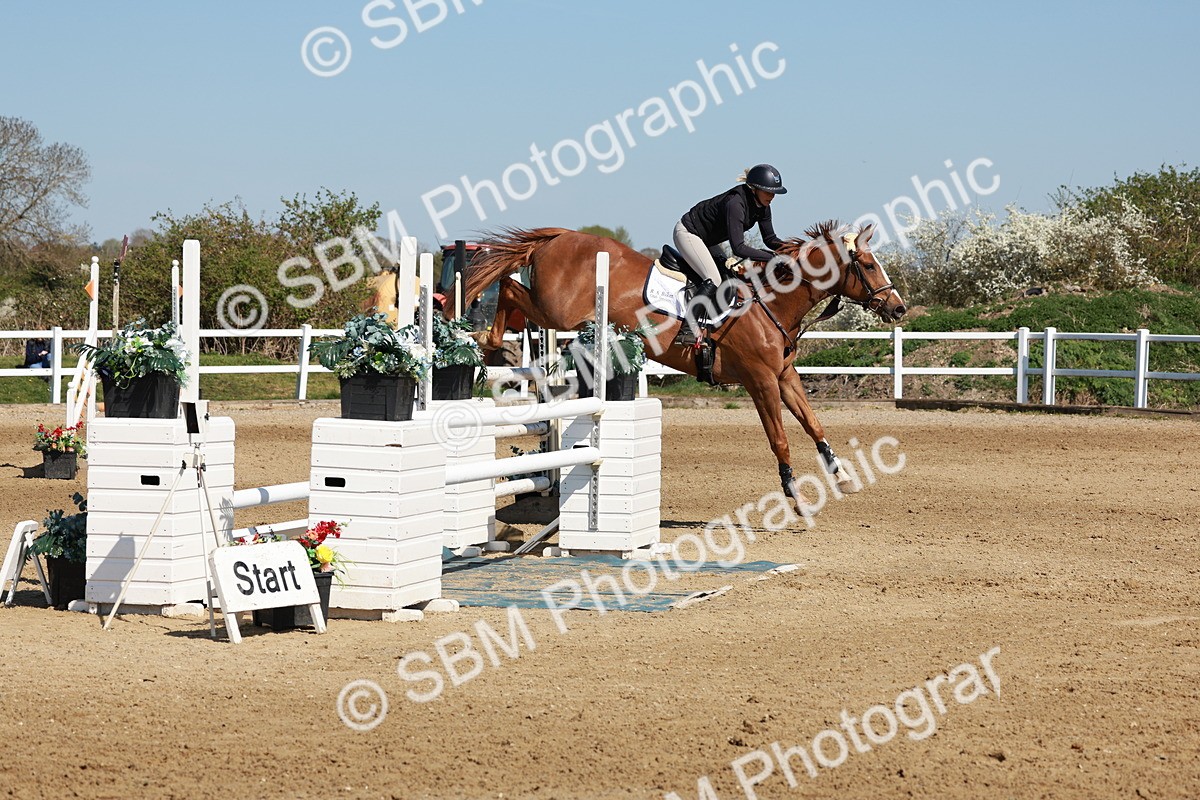 SBM_004507 - Class 17 - Senior Newcomers - 1.10m