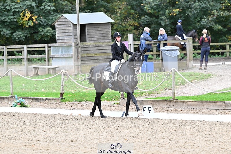 251022A-152126-00520 - B-111-Polly.Walker