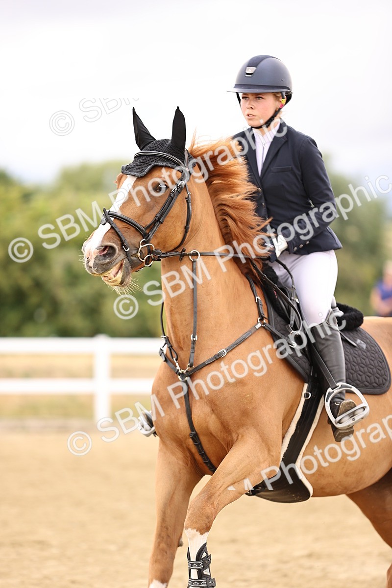 SBM_026890 - Class 13 - Senior Newcomers - 1.10m