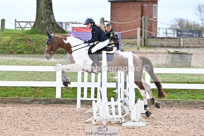 241117X-083118-03073 - Cls 02s Pony intro 70cm