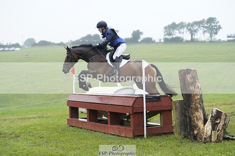 240901A-152748-10676 - 507-Emma.Jowett-SEABALLY.URSUALA