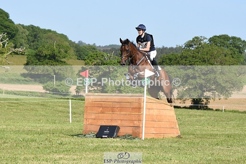 230527-095132-08120 - 205-ARTICUS-Maja_Hullah-XC