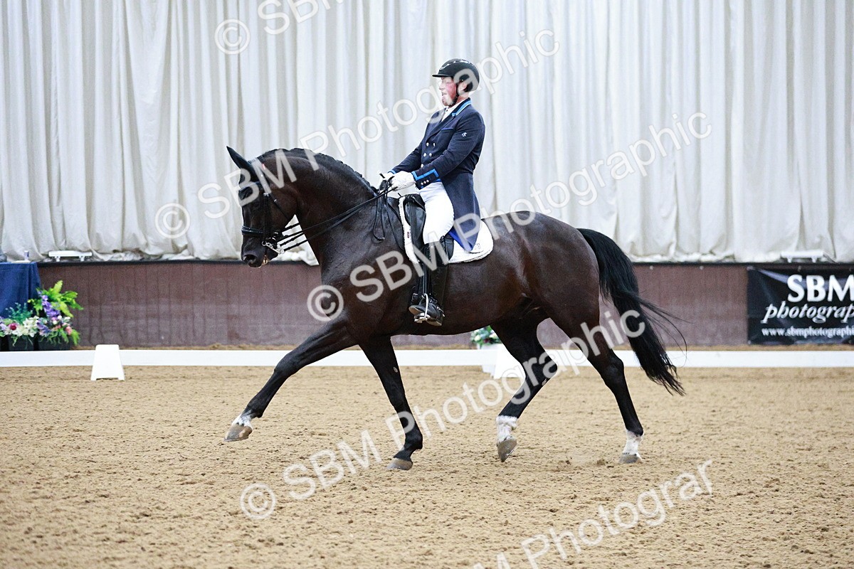 SBM_020772 - Class 13 - FEI INT I - 16.26-17.14
