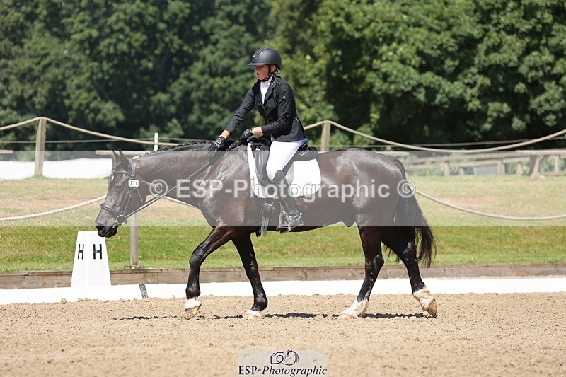 240719-115341-01527 - 276-Caitlyn_Faull-Rhosygarreg_Diamond