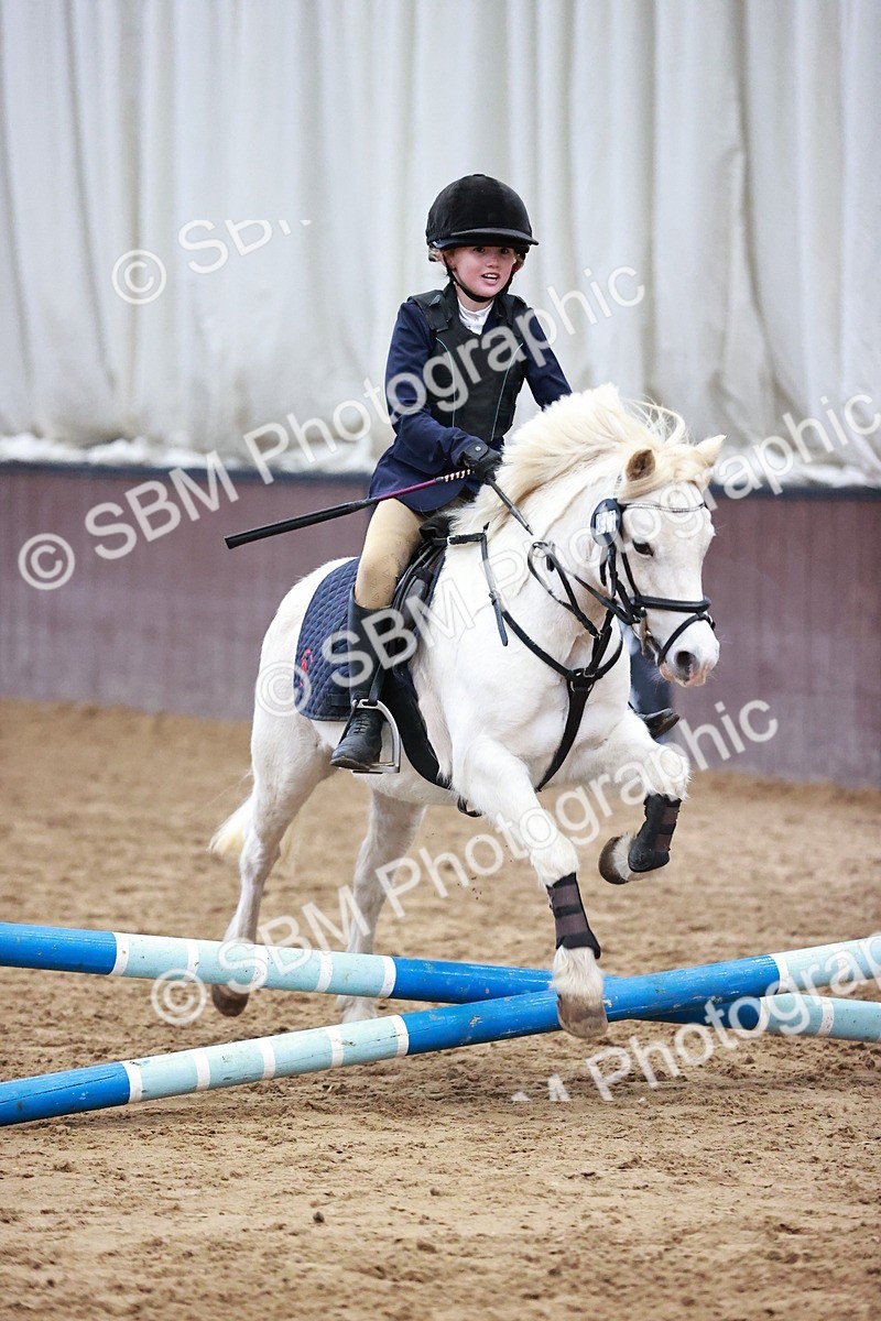 SBM_000233 - Class 1 - Cross Pole Jumping 30cm 40cm