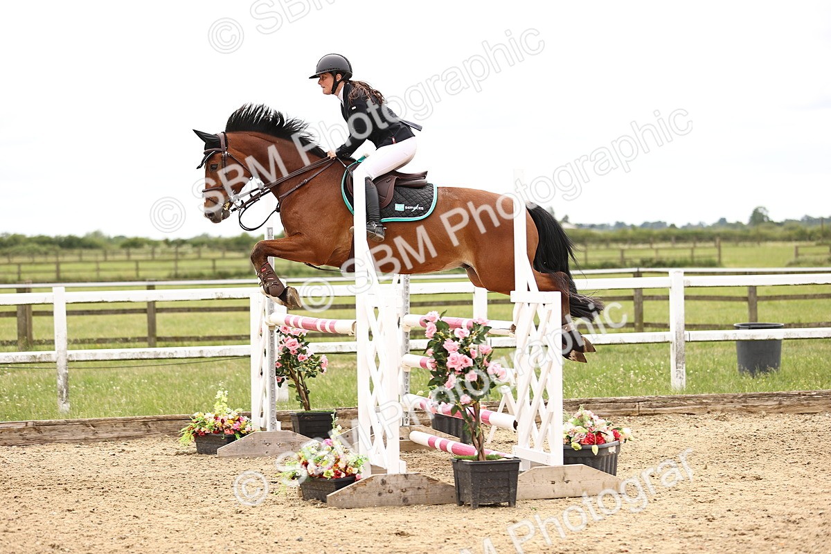 SBM_007794 - Class 19 - Senior Newcomers - 1.10m