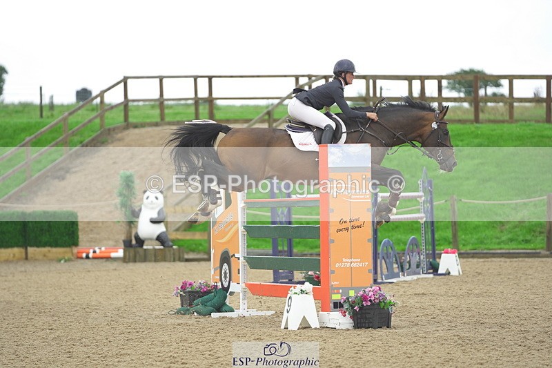 230730A-133116-10128 - Cls 27 Chard Grand Prix