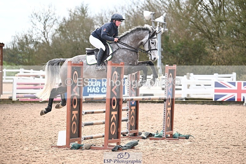 260221-134100-02254 - Cls 12 Newcomers and 1.10m Open