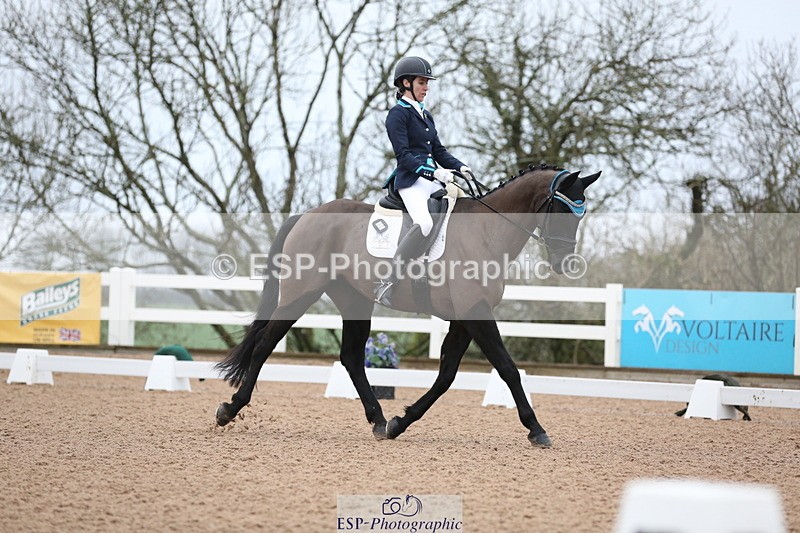 240217A-085406-00113 - 231-Alys.Matravers-DARGASONS.MOON.SHADOW