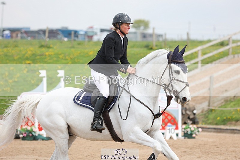 250424-122954-05434 - Cls 1 - 2 Star Small Tour