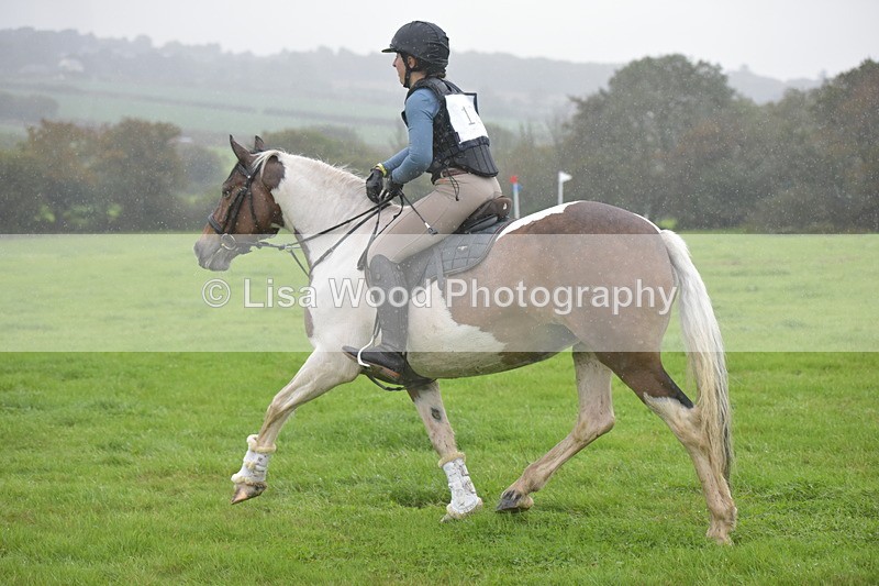 RAY_9319 - Class 1: 65cm: Ski Jump