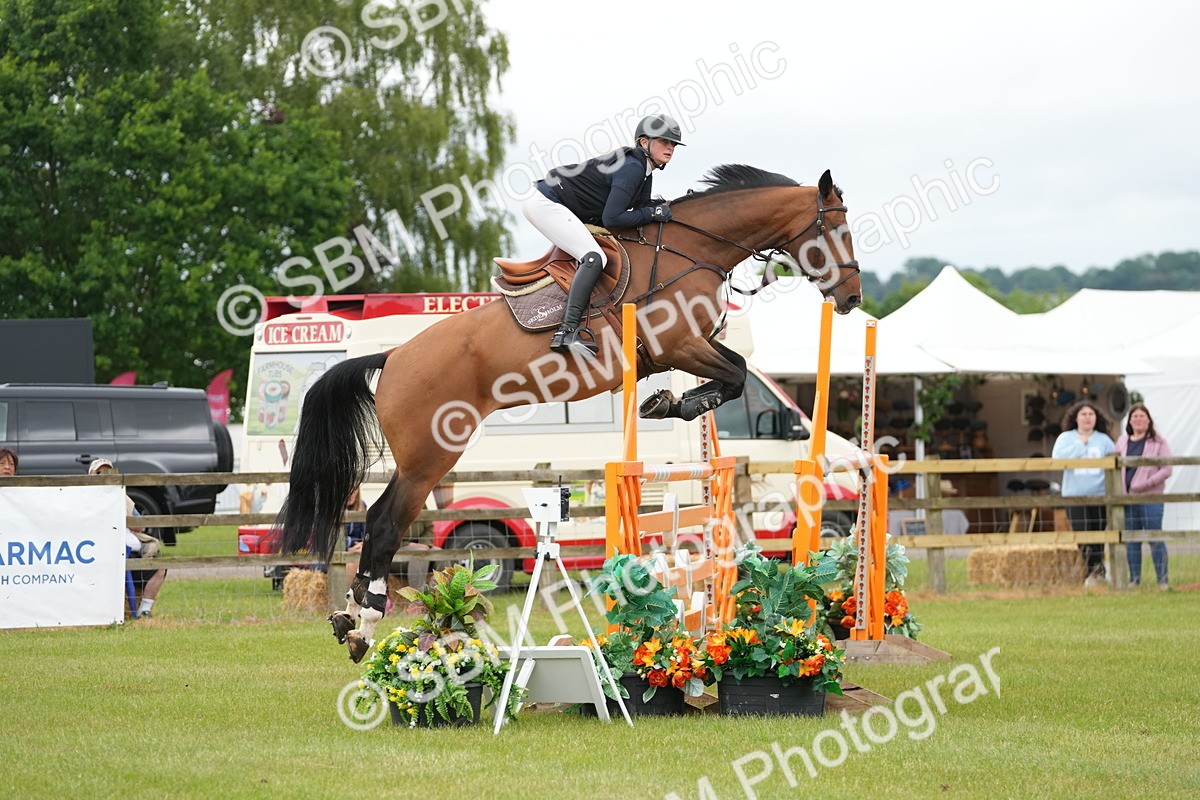 SBM_01995 - Class 200 - Martin Grant Homes Stakes 1.25m Open