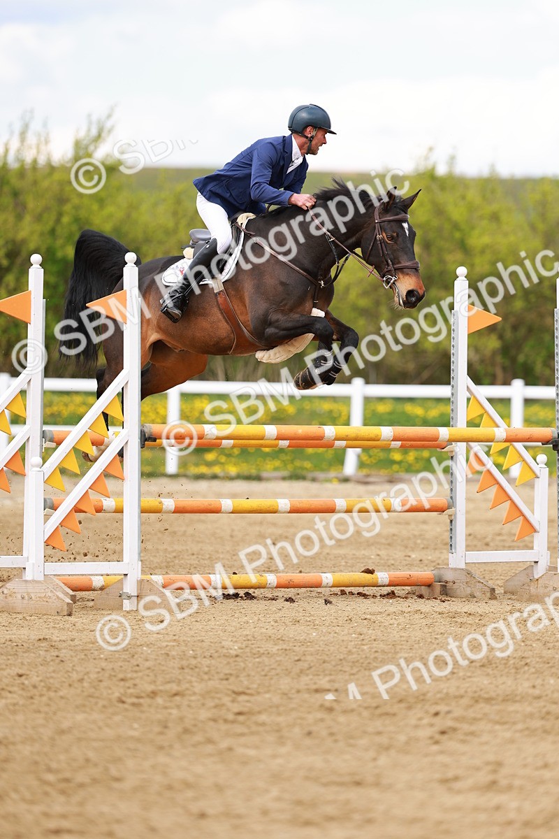 SBM_002278 - Class 4 - Senior Newcomers - 1.10m