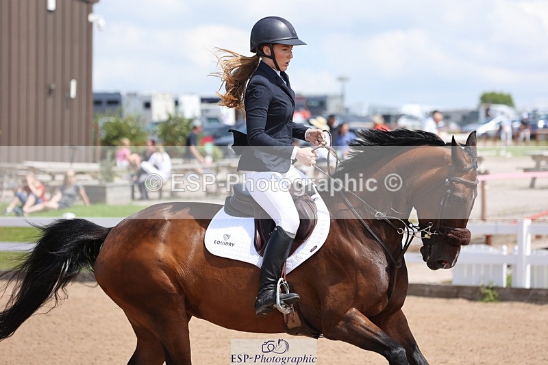 240718A-130822-05425 - Cls 9, 1 Star Bronze Tour 1.10m