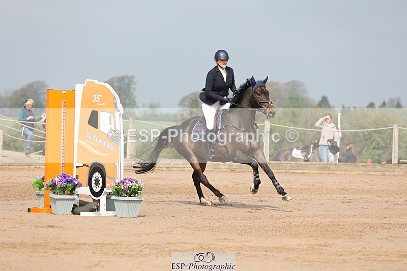 250424-102840-03038 - Cls 33 Young Horse 7yr old