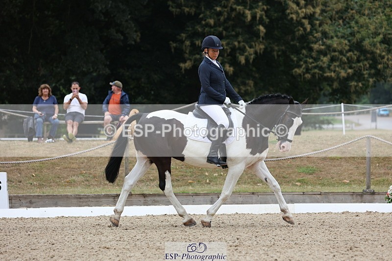 250718A-103244-00608 - 052-Lisa.Batty-George.XIV