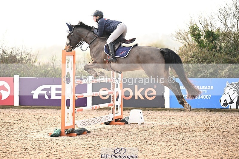 251206-140621-01240 - Cls 13 Snr Foxhunter and 1.20m