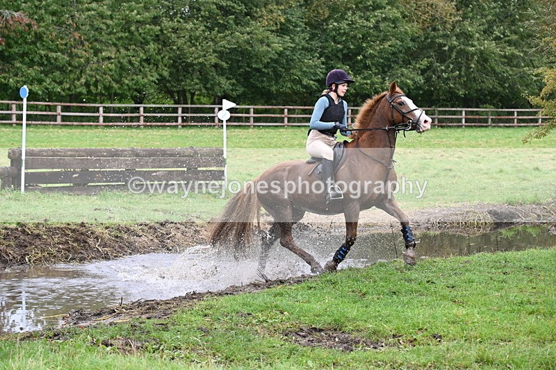 WJ6_6391 - Time at Photographer 12:41 to 13:05