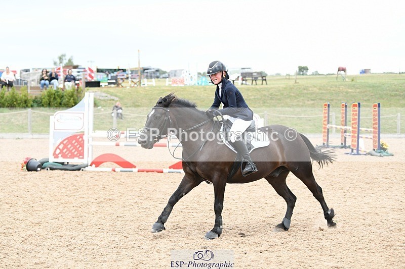 250807-134506-01308 - 90cm Round 2