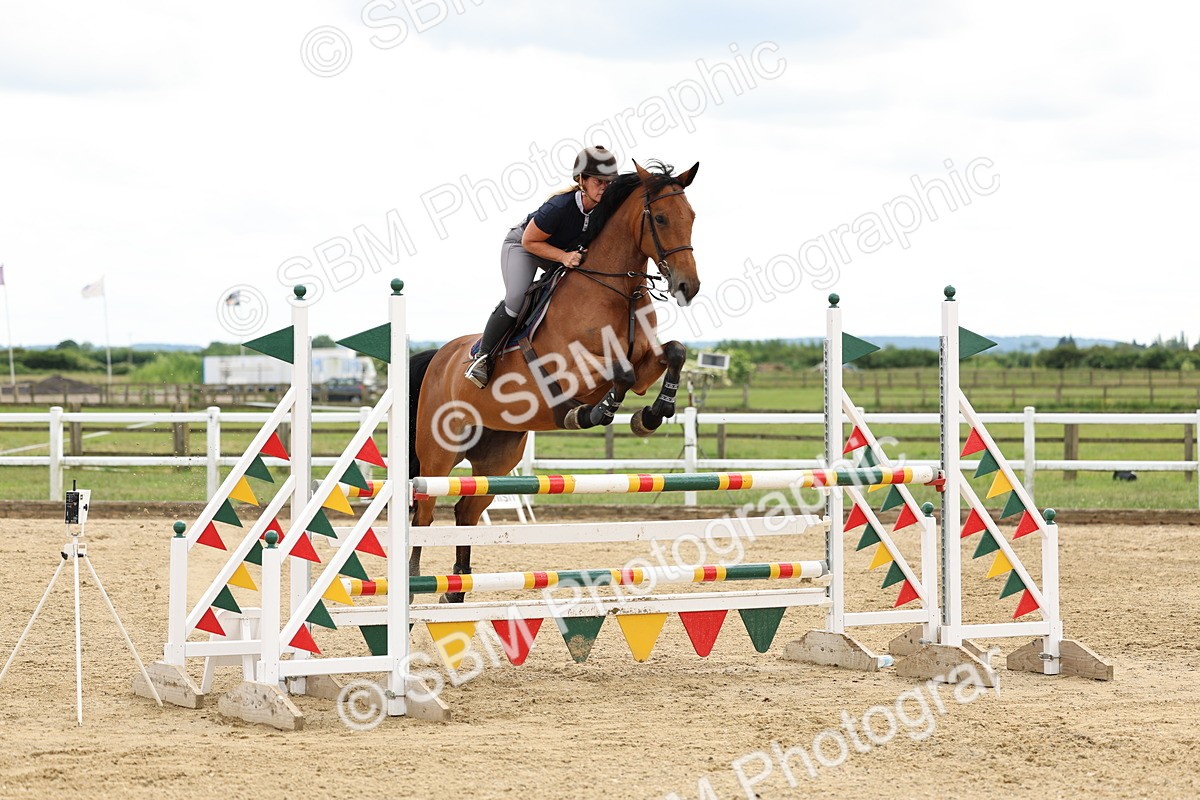 SBM_006225 - Class 19 - Senior Newcomers - 1.10m