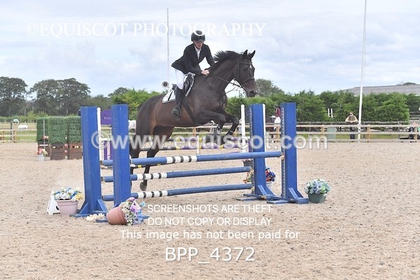 BPP_4372 - CLASS 12 SUN Senior British Novice/ 90cm Open