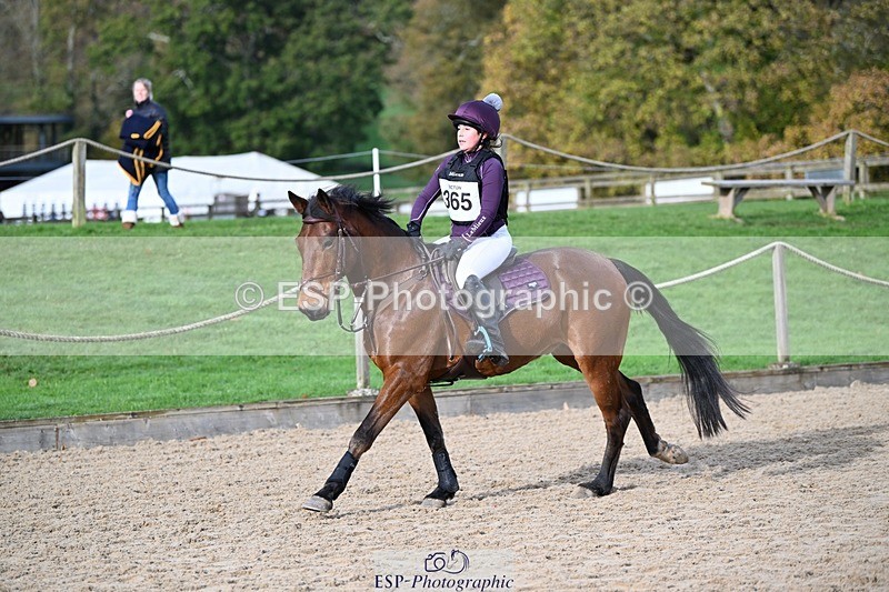 241117-104838-03276 - Cls 2 80-85cm 10.20 to 11.20