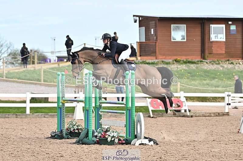 240418A-154308-04175 - Cls 17, 1 Star Silver Tour 1.20m