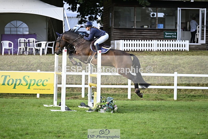 250831A-091252-09163 - Cls 34 Snr Foxhunter