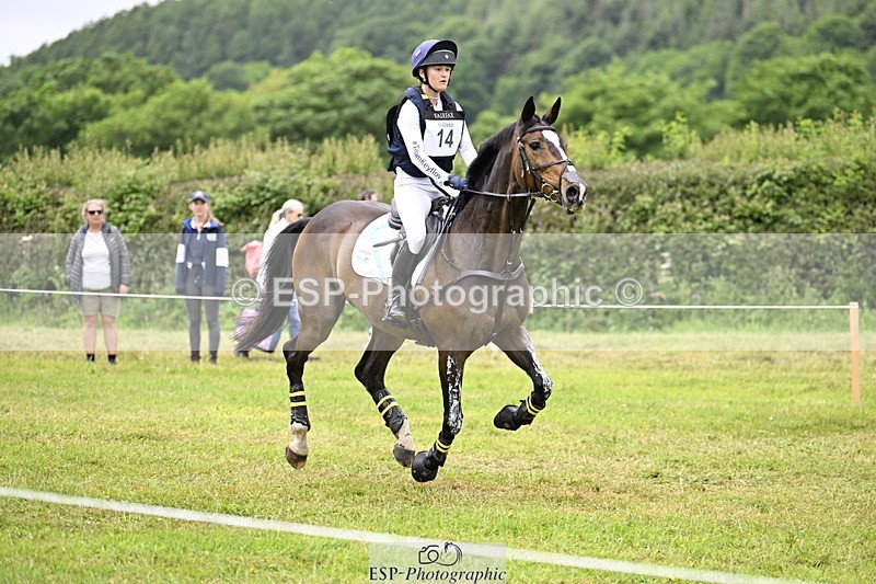 250524A-100049-08428 - A-014-Anna.Price-BLAKENEY.SURPRISE