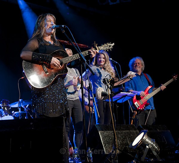 Beth Nielsen Chapman Band - Concert
