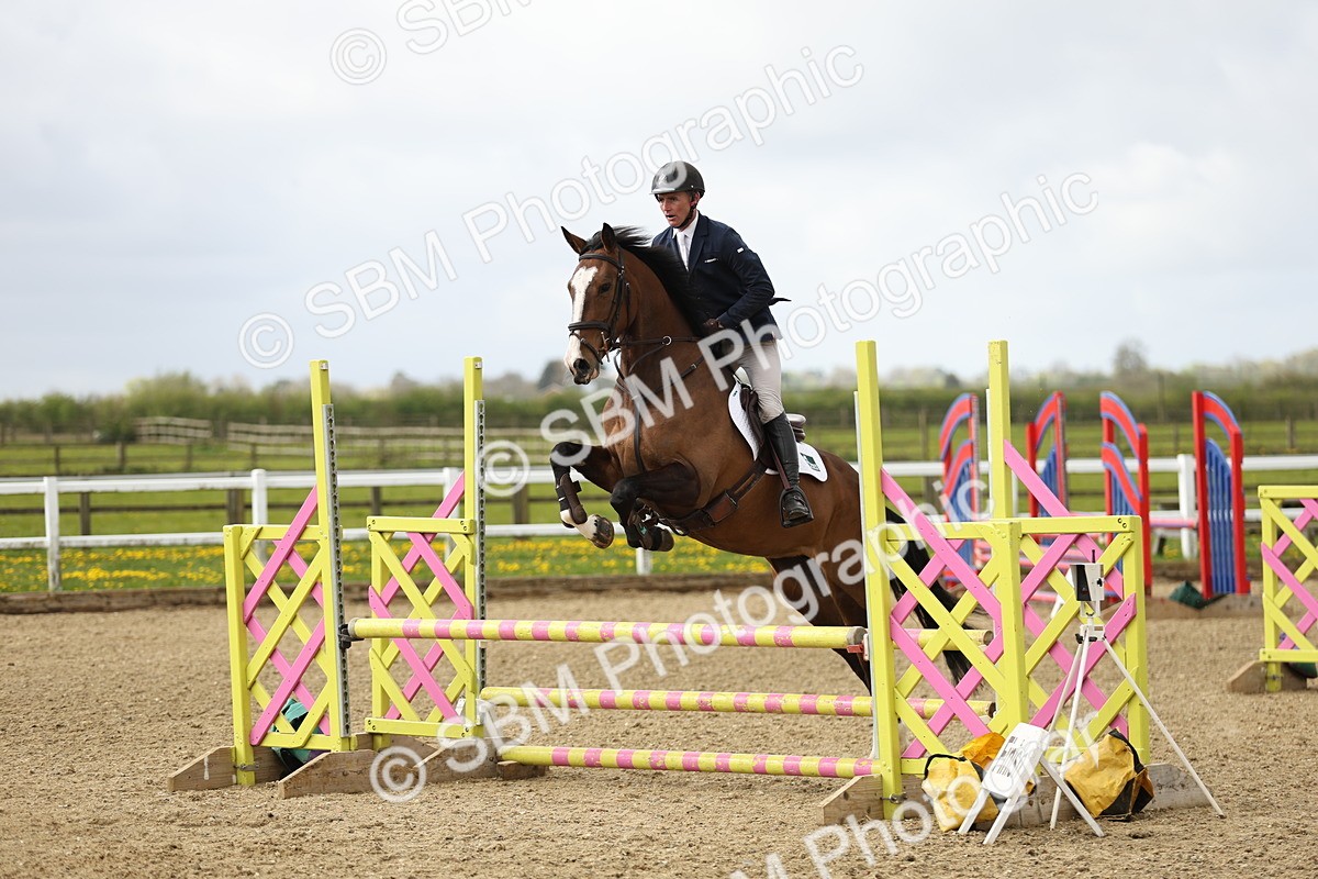 SBM_000192 - Class 1 - Clear Round