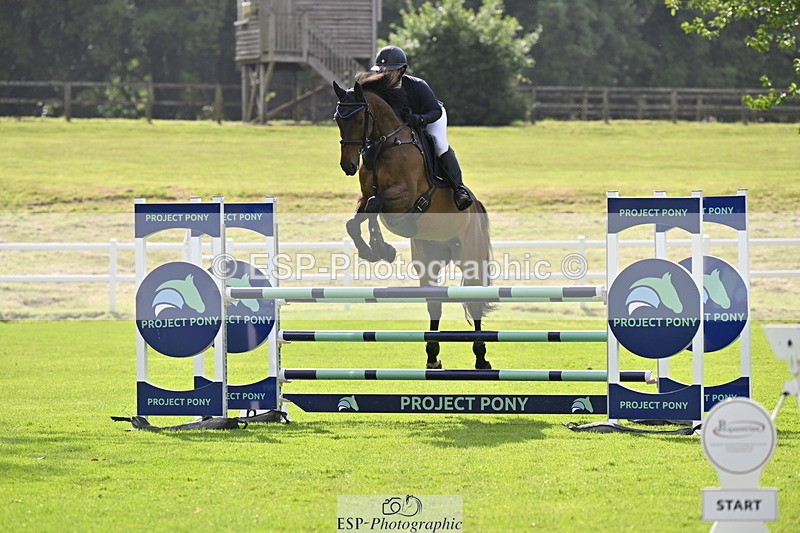 250613A-093005-00004 - Cls 1 Snr Newcomers and 1.10m Open