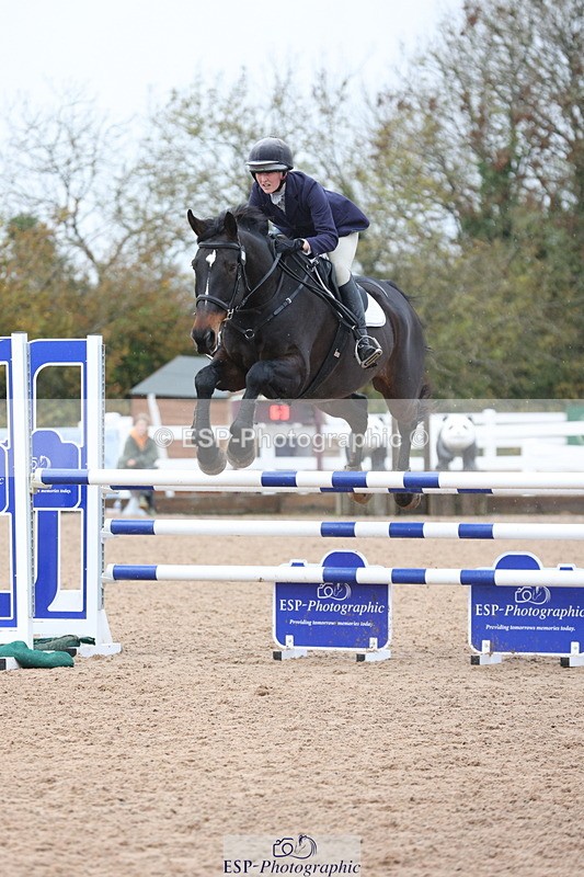 231112A-124011-04121 - Cls 19 Snr 1.05m Open