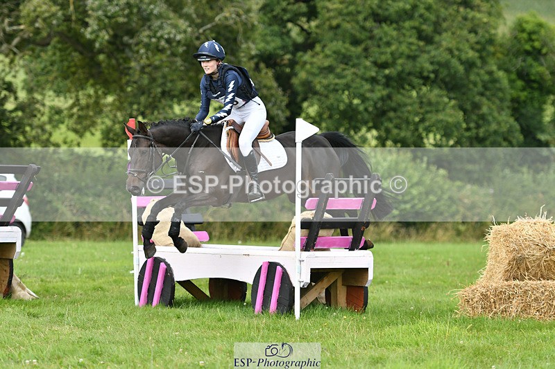 240804-153217-17673 - 605-Xanthe_Baylis-TULLIBARDS_HERSELF