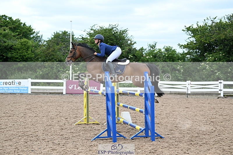 240609A-142919-05957 - Cls 26 Pony Foxhunter and 1.10m Open