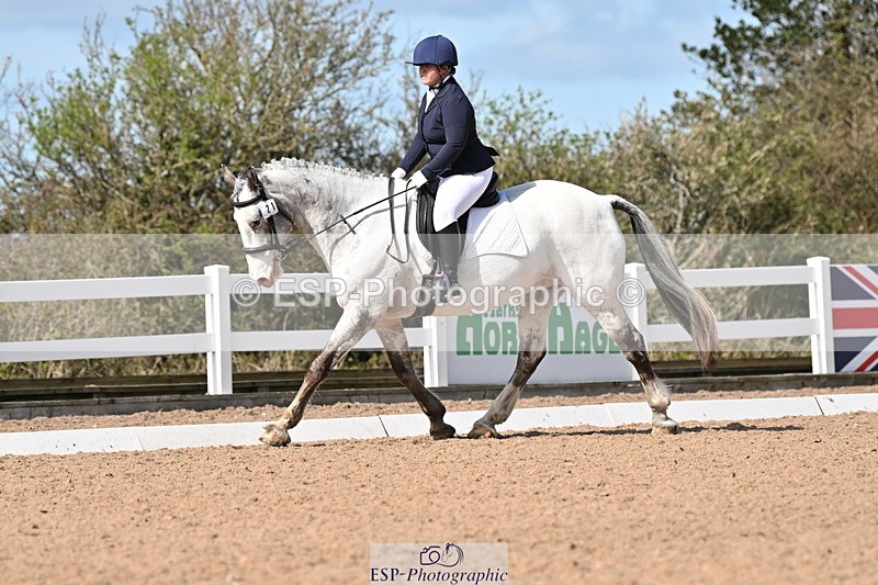 240324A-124402-02359 - Novice 28, 12.15 to 13.00