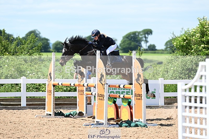 240609A-135148-05912 - Cls 25 Pony Newcomers and 1m Open