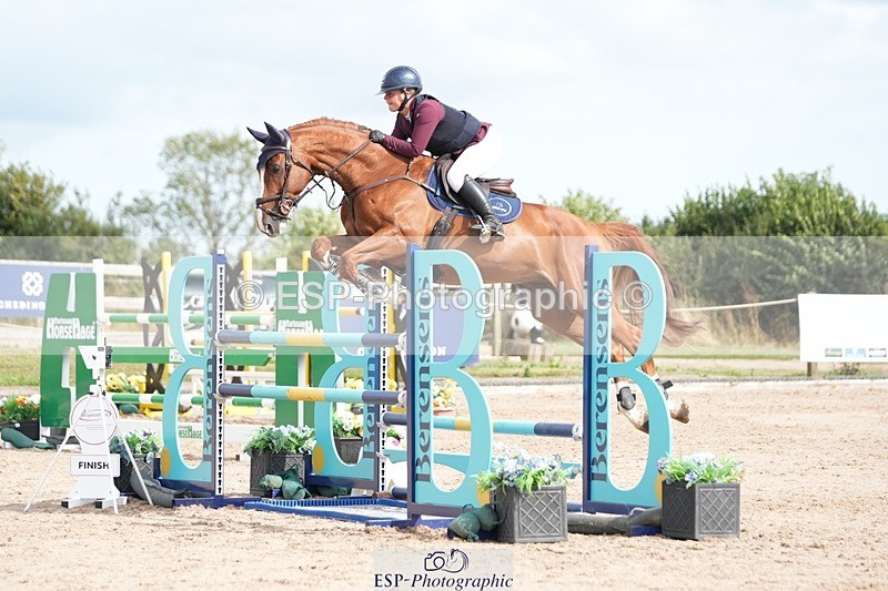 250803-163701-14593 - Cls 30 Redpost Equestrian Senior Foxhunter