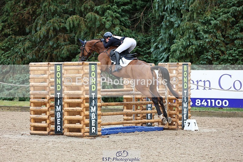 250803A-144603-14839 - O-682-Millie.Juleff-HERONA.CZ.Z