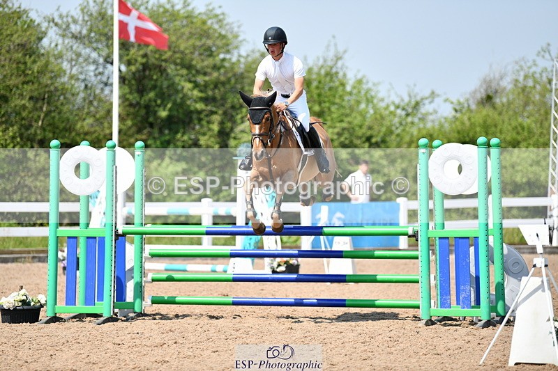 240512A-125928-18550 - Cls 41 Discovery and 1m Open