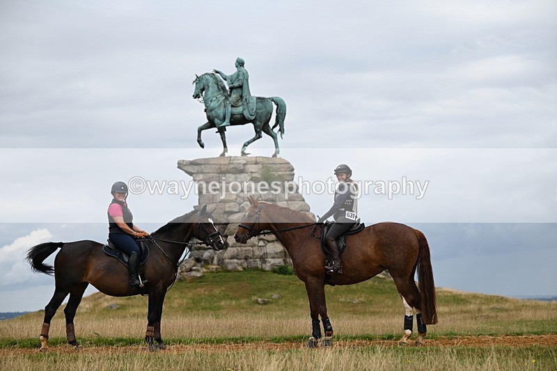 DSC_5941 - Time at Statue 12:17 to 12:44
