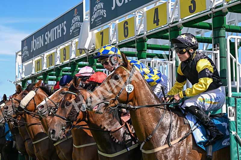 110726-Race 5-Cruden-8111 - Race 5 16.20pm John Smith's Stayers' Handicap
