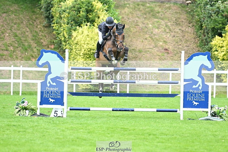 250615A-134614-11176 - Cls 38 Snr 1m40 GP